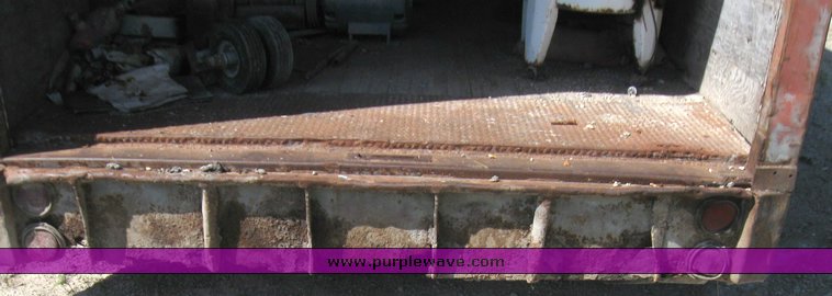 image for item 2348 40' x 96" storage box