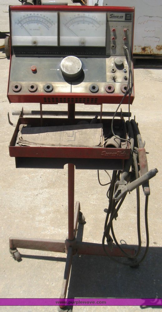 image for item 2363 Snap On MT540 starter and alternator tester