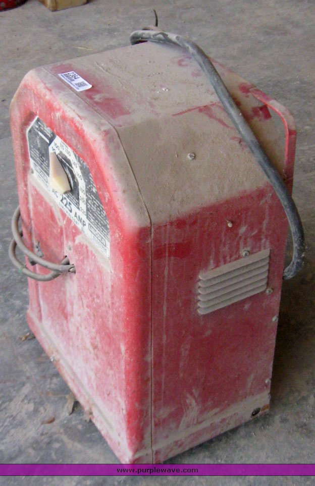 image for item 2364 Lincoln AC225-s arc welder