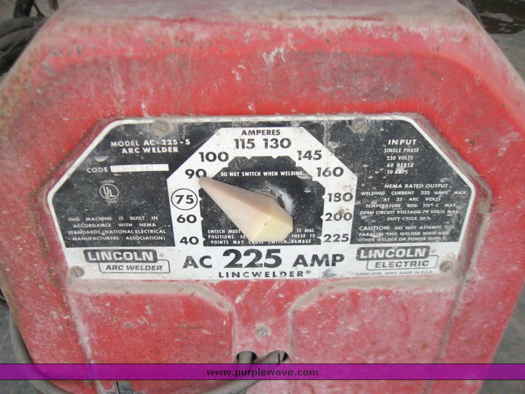 image for item 2364 Lincoln AC225-s arc welder