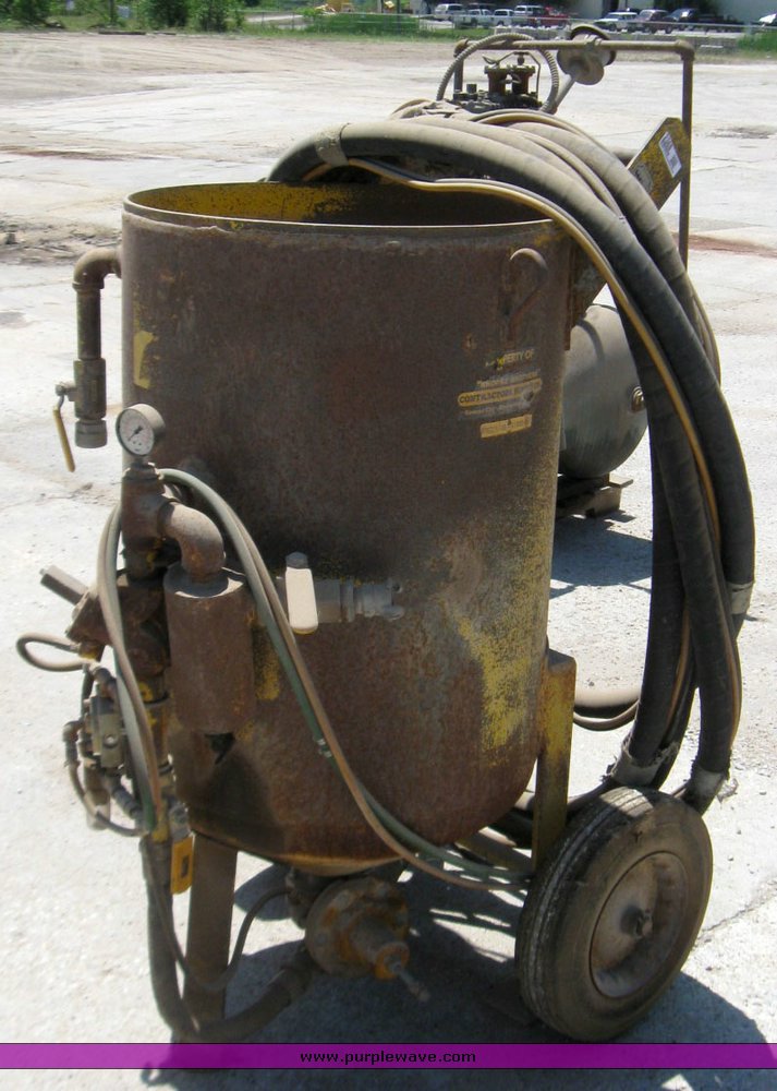 image for item 2368 Empire sand blaster