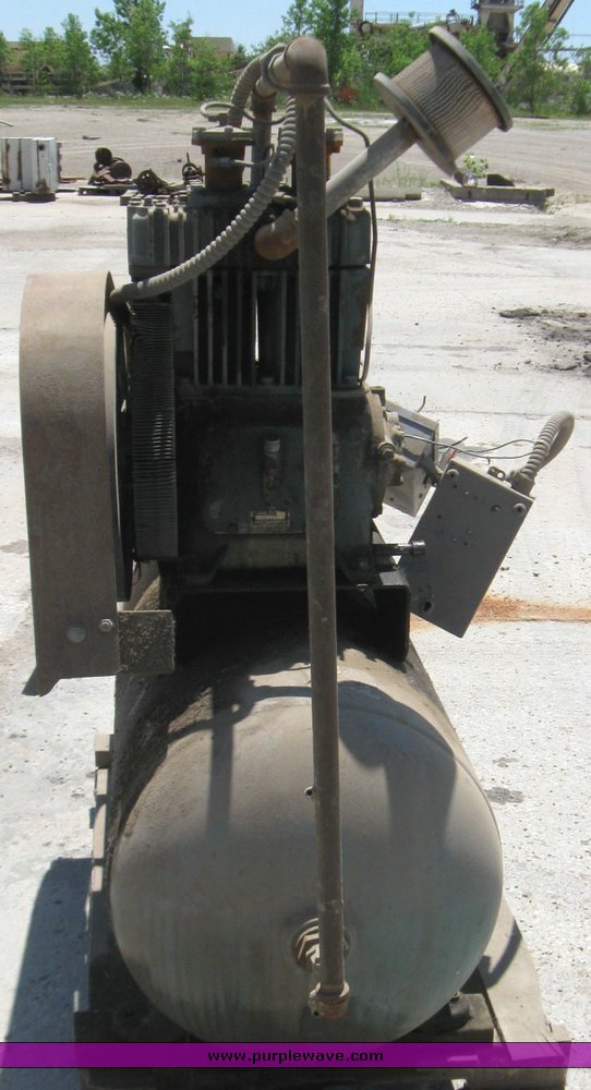 image for item 2369 Saylor-Beall air compressor