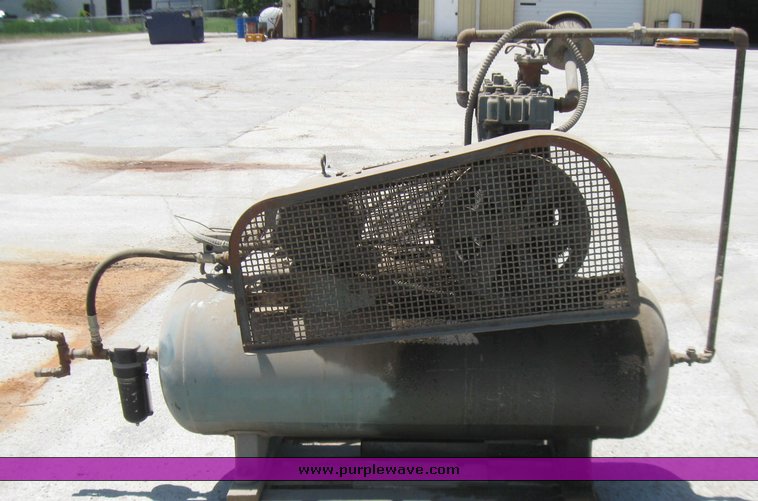 image for item 2369 Saylor-Beall air compressor