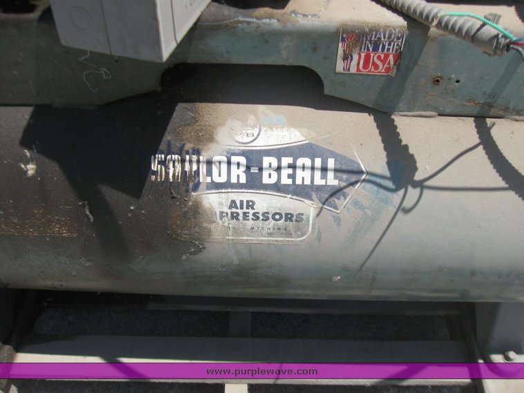 image for item 2369 Saylor-Beall air compressor