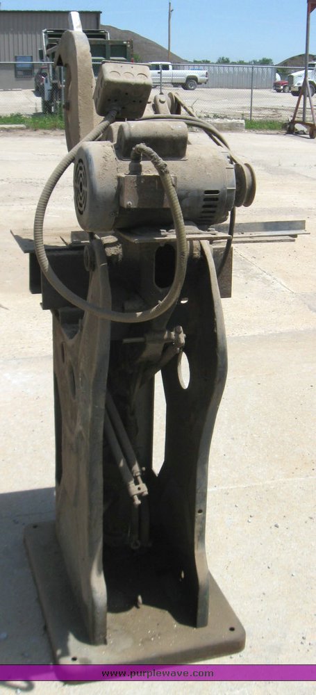 image for item 2374 Chop saw