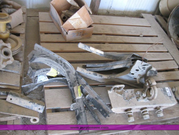 image for item 2379 Assorted items