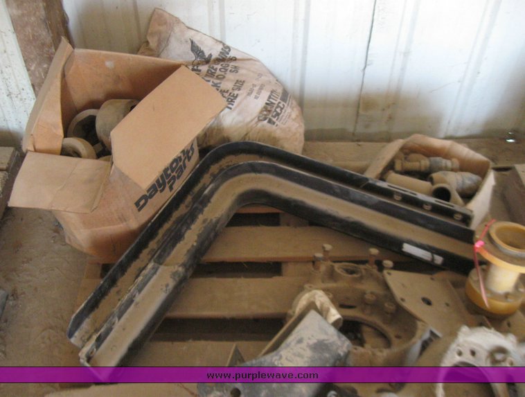 image for item 2379 Assorted items