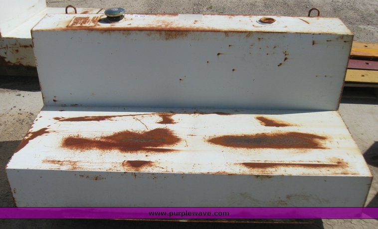 image for item 2388 105 gallon L shaped fuel tank