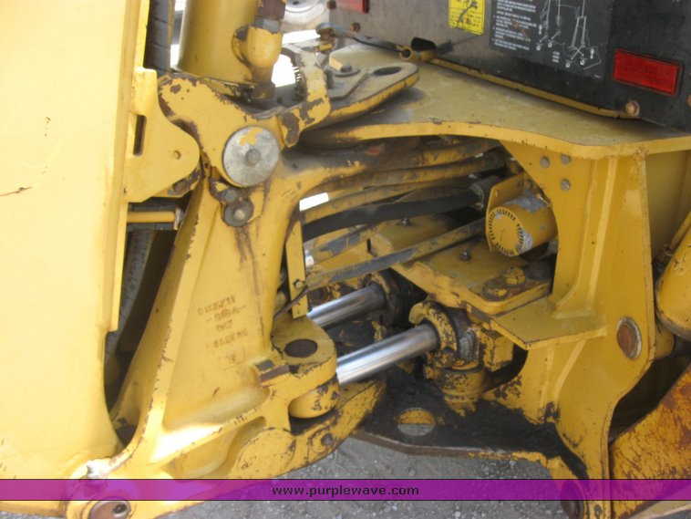 image for item 2424 1993 Caterpillar 416B backhoe