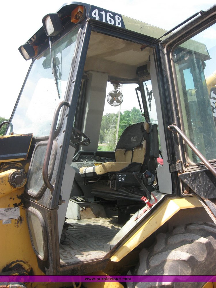 image for item 2424 1993 Caterpillar 416B backhoe