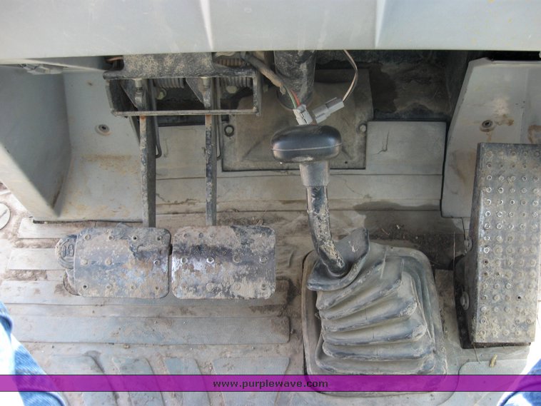 image for item 2424 1993 Caterpillar 416B backhoe