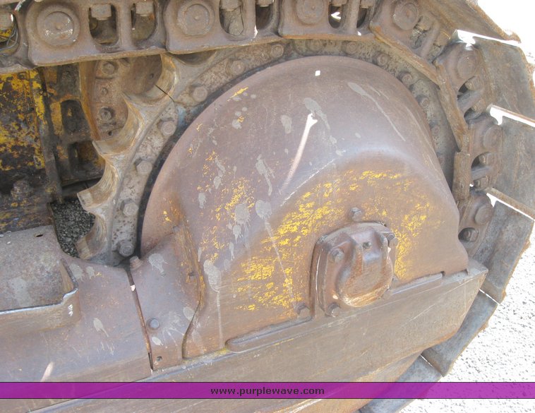 image for item 2463 1965 Cat 955H crawler loader