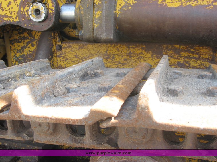 image for item 2463 1965 Cat 955H crawler loader