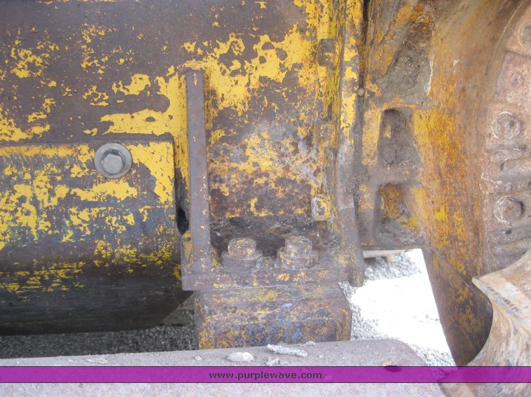 image for item 2463 1965 Cat 955H crawler loader