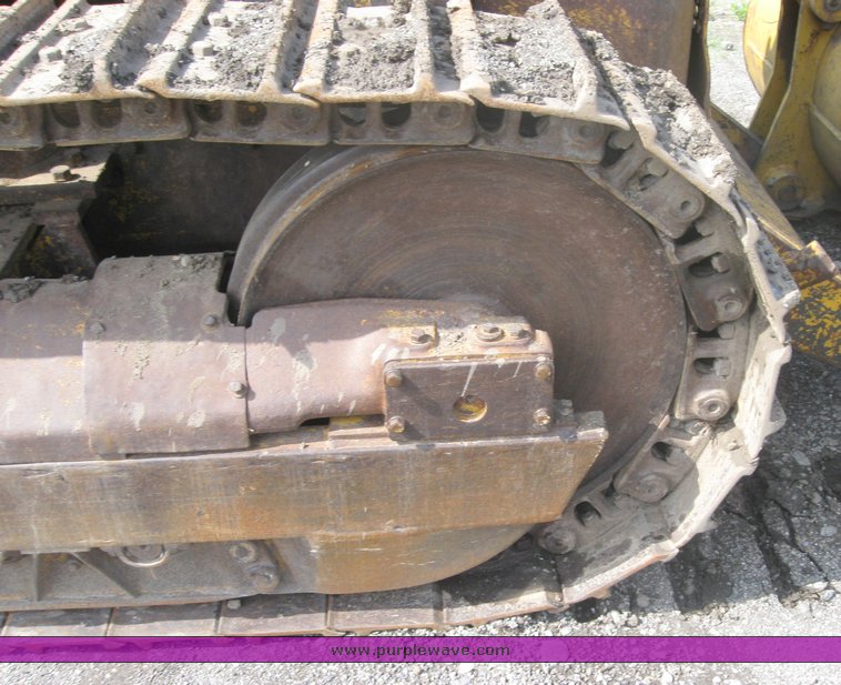 image for item 2463 1965 Cat 955H crawler loader