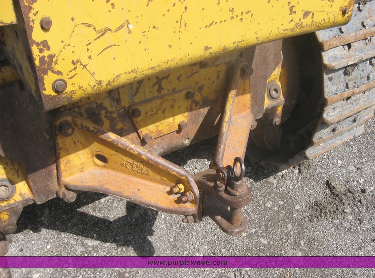 image for item 2463 1965 Cat 955H crawler loader