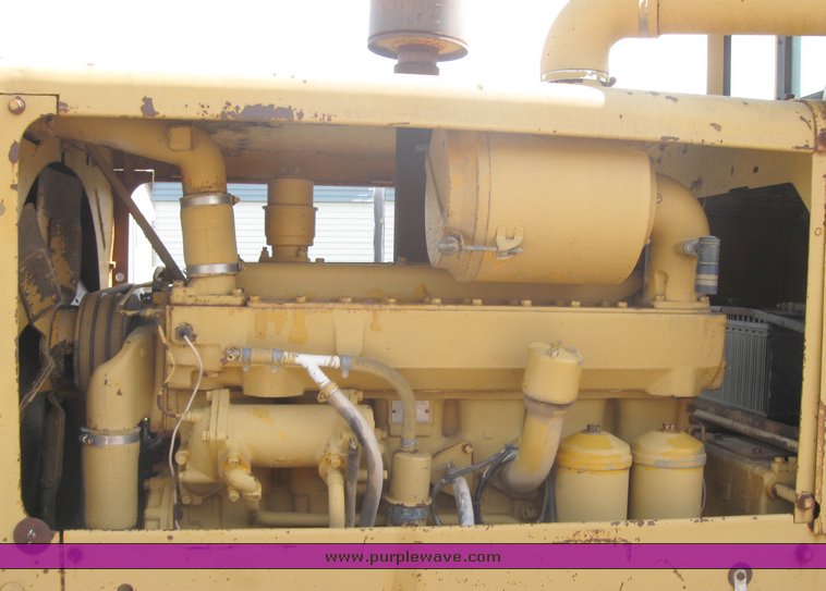 image for item 2464 1968 Cat 120 motor grader