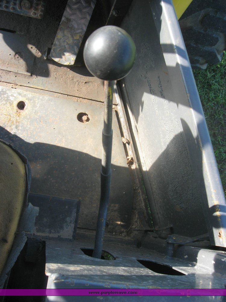 image for item 2526 1983 John Deere 644C wheel loader