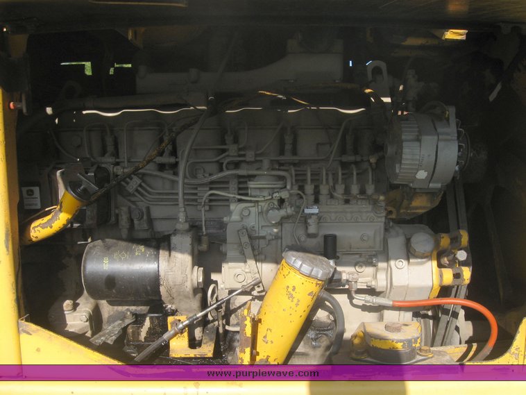 image for item 2526 1983 John Deere 644C wheel loader