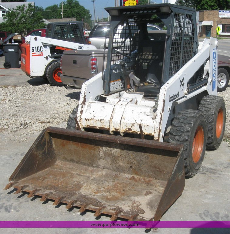 image for item 2530 1995 Bobcat 763 skid steer