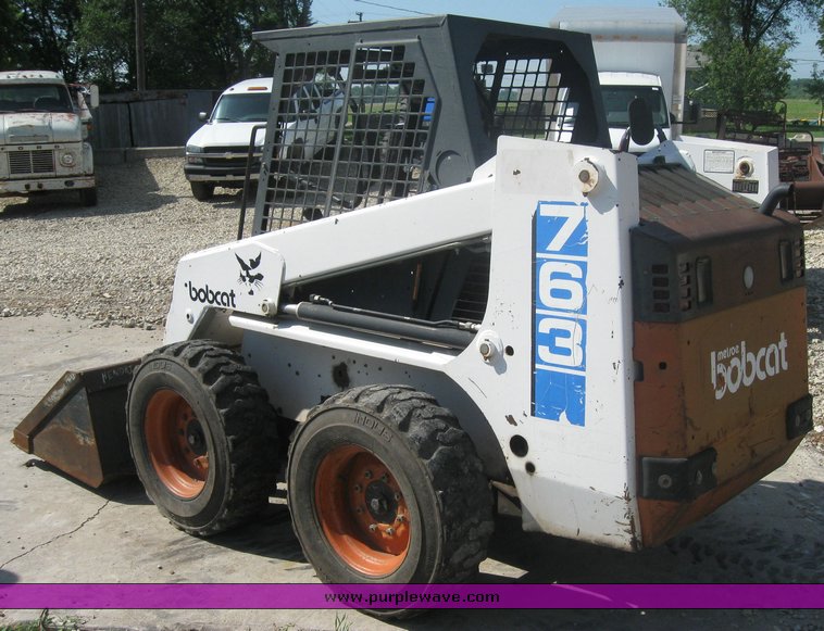 image for item 2530 1995 Bobcat 763 skid steer