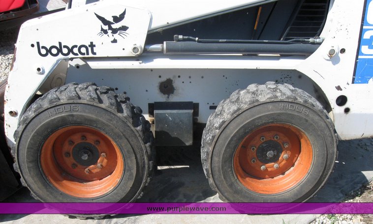 image for item 2530 1995 Bobcat 763 skid steer