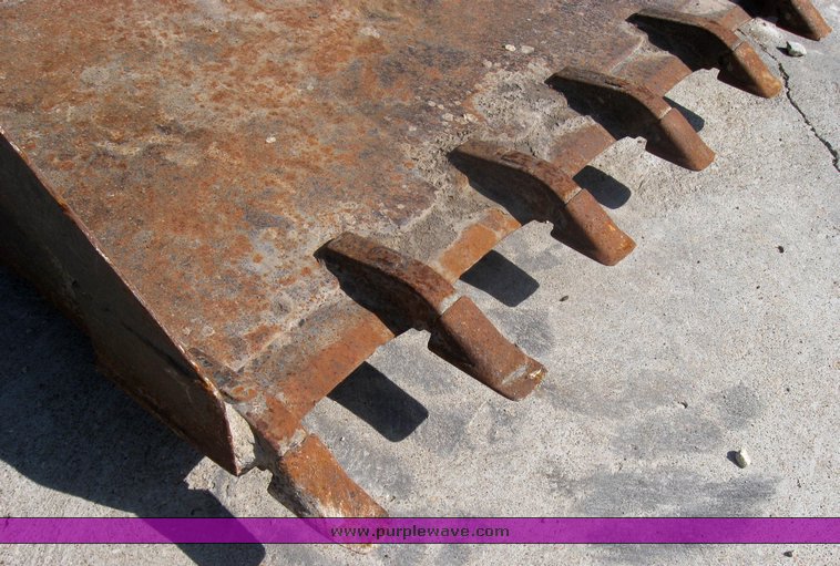 image for item 2530 1995 Bobcat 763 skid steer