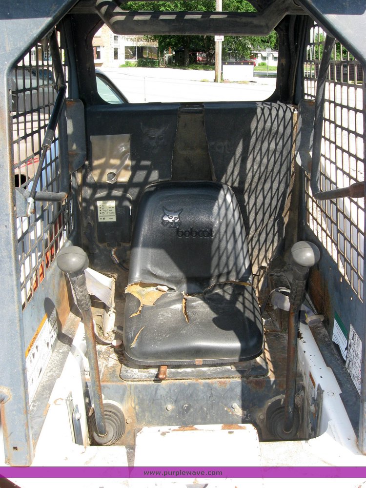image for item 2530 1995 Bobcat 763 skid steer