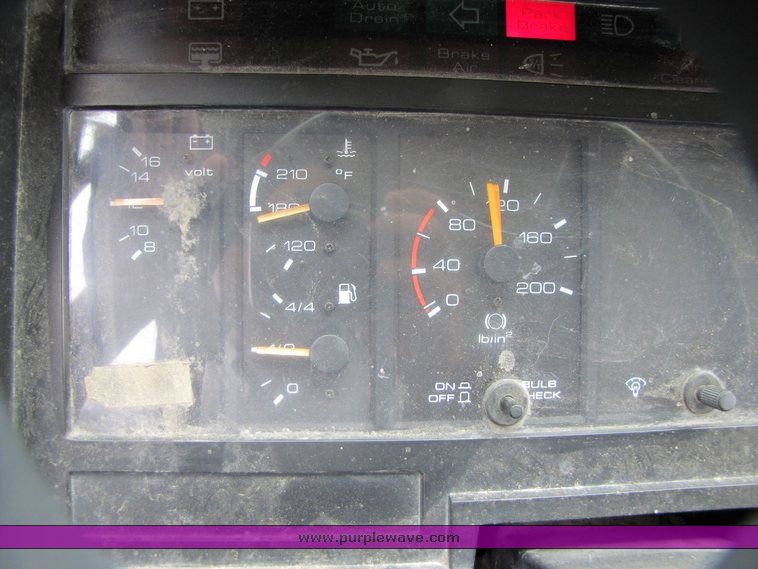 image for item 3326 1987 GMC 7000 forward cab over 24' rollback truck