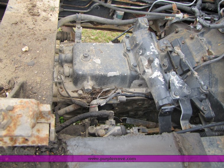 image for item 3326 1987 GMC 7000 forward cab over 24' rollback truck