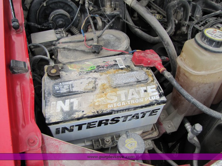 image for item 3346 2003 Ford F250 Super Duty extended cab pickup truck