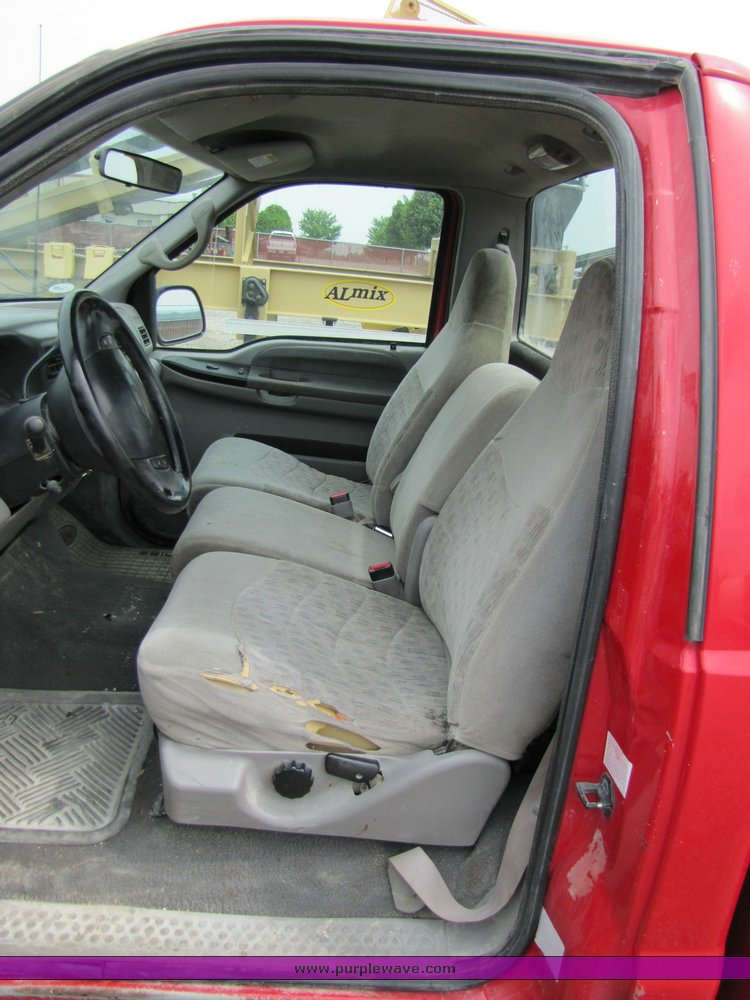 image for item 3347 2000 Ford F250 Super Duty pickup truck