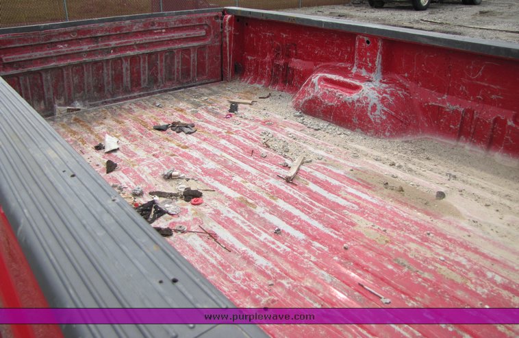 image for item 3347 2000 Ford F250 Super Duty pickup truck