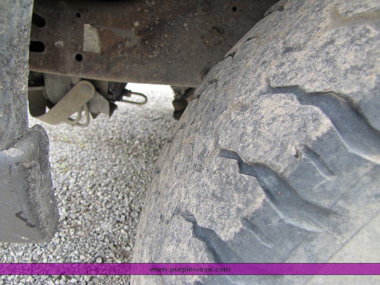 image for item 3347 2000 Ford F250 Super Duty pickup truck