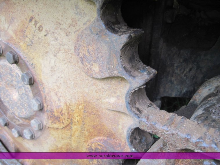 image for item 3911 1983 Case 1150D dozer