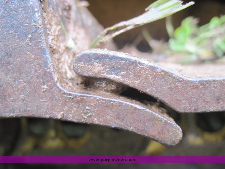 image for item 3911 1983 Case 1150D dozer