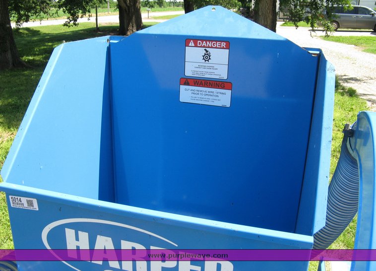 image for item 5014 Harper Goossen SB1300 straw blower