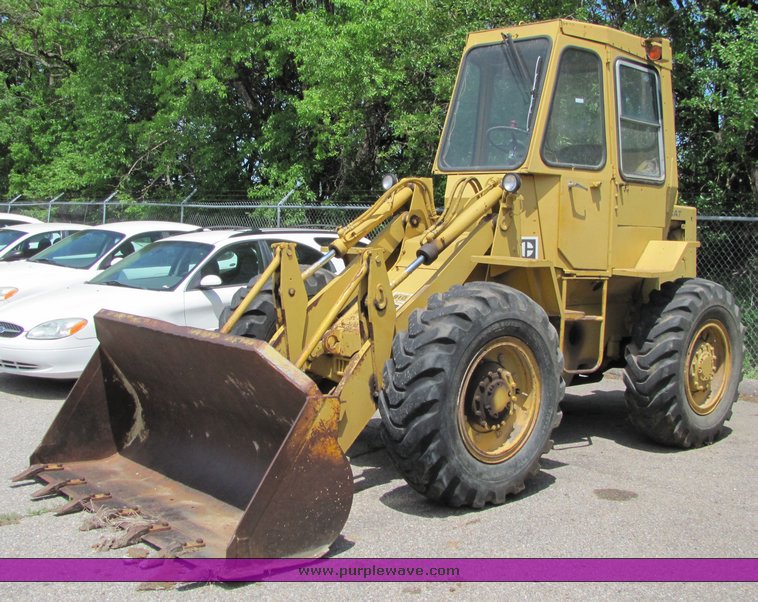 image for item 6070 Caterpillar 910 wheel loader