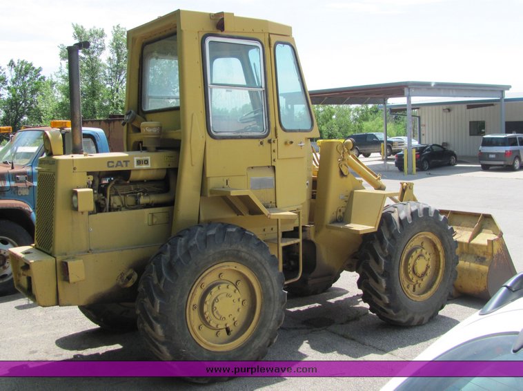 image for item 6070 Caterpillar 910 wheel loader