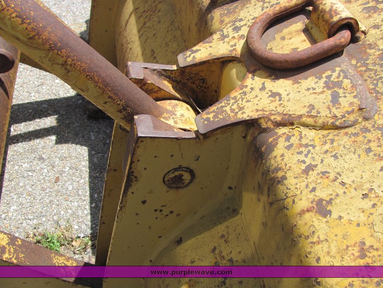 image for item 6070 Caterpillar 910 wheel loader