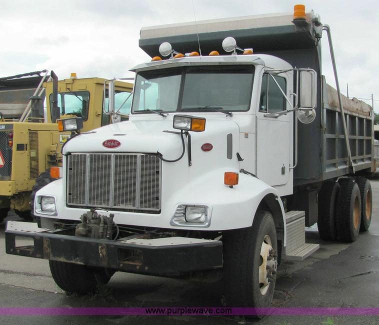 image for item 6121 2003 Peterbilt Conventional 330 tandem axle dump truck