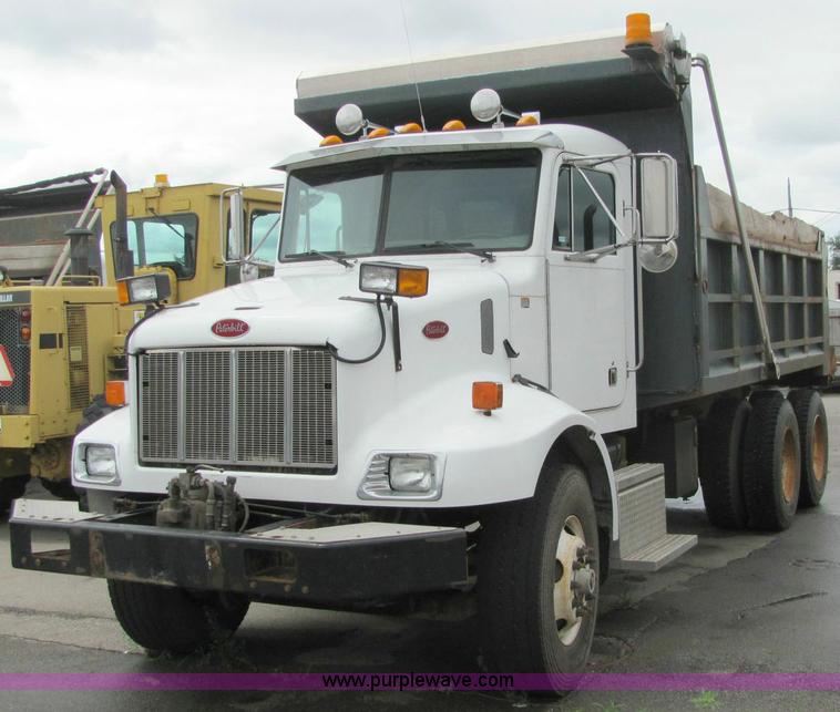 image for item 6121 2003 Peterbilt Conventional 330 tandem axle dump truck