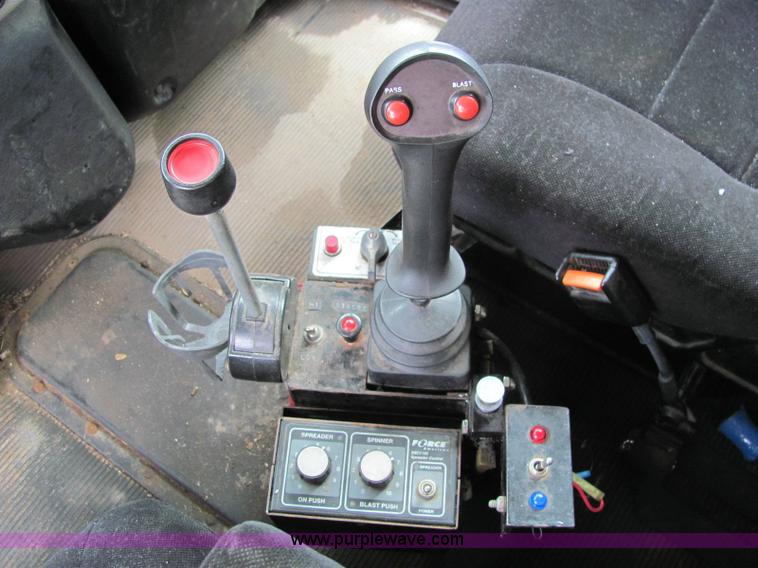 image for item 6121 2003 Peterbilt Conventional 330 tandem axle dump truck