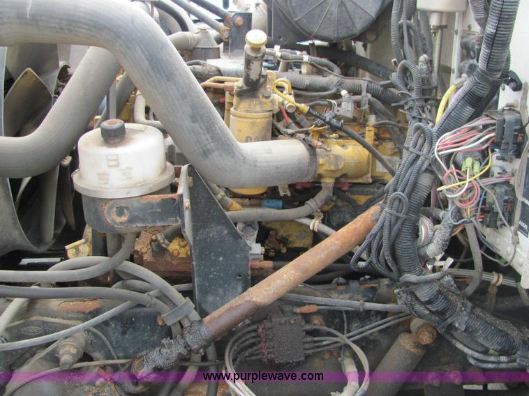 image for item 6121 2003 Peterbilt Conventional 330 tandem axle dump truck