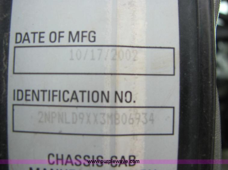 image for item 6121 2003 Peterbilt Conventional 330 tandem axle dump truck