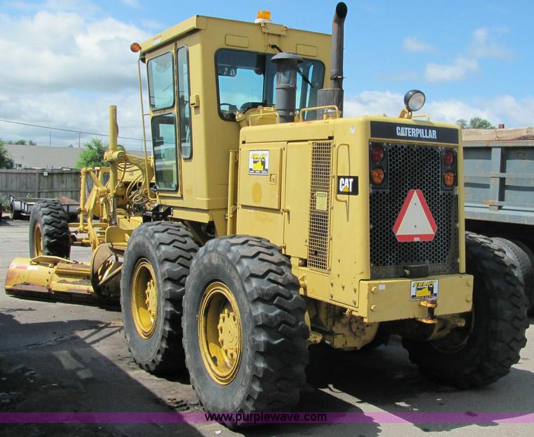 image for item 6122 1990 Caterpillar 120G articulated motor grader