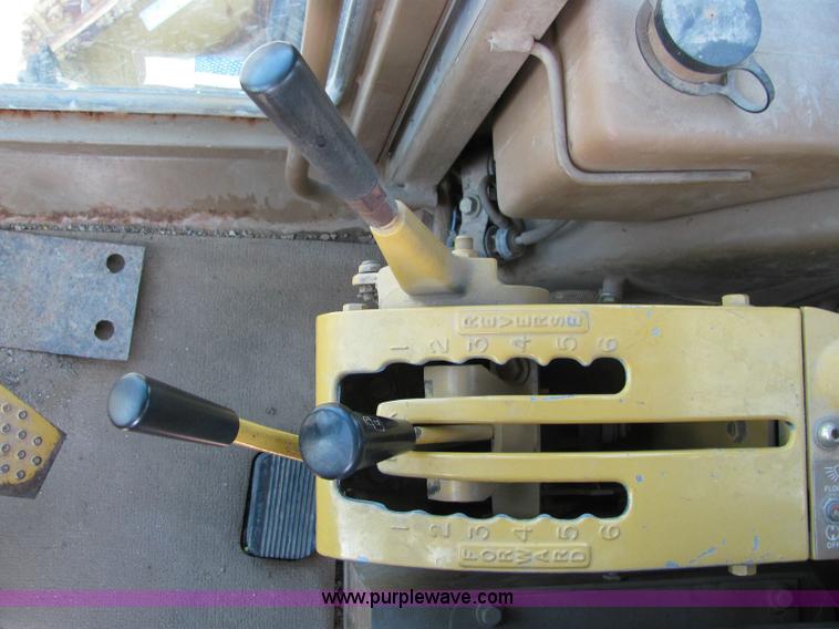 image for item 6122 1990 Caterpillar 120G articulated motor grader