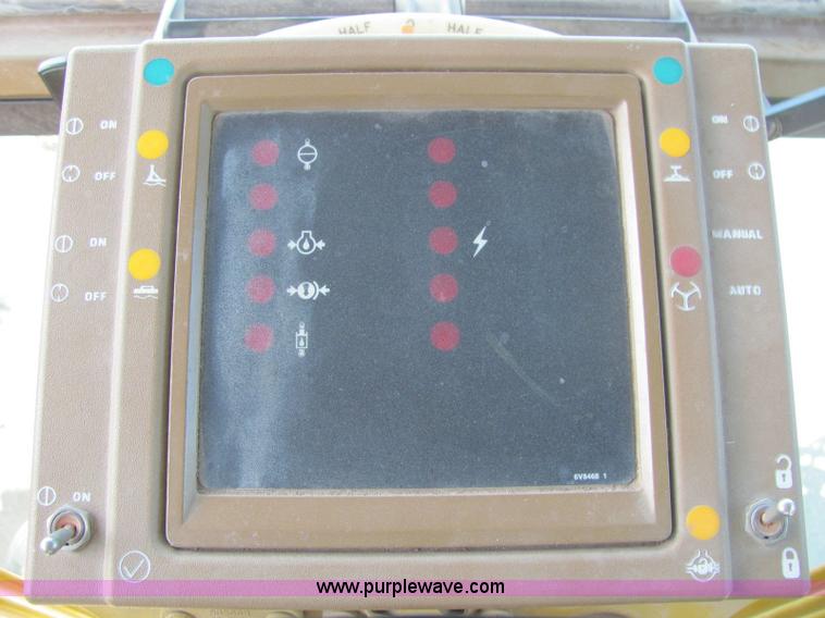 image for item 6122 1990 Caterpillar 120G articulated motor grader