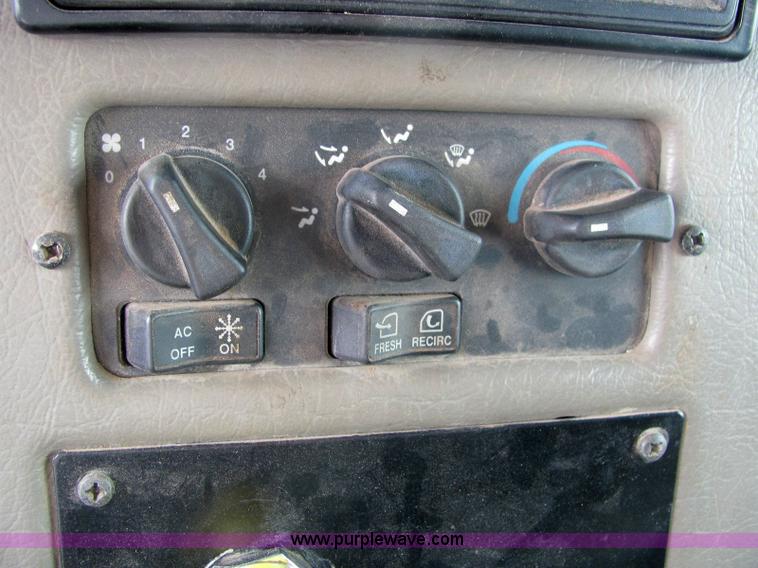 image for item 6123 2003 Peterbilt Conventional 330 tandem axle dump truck