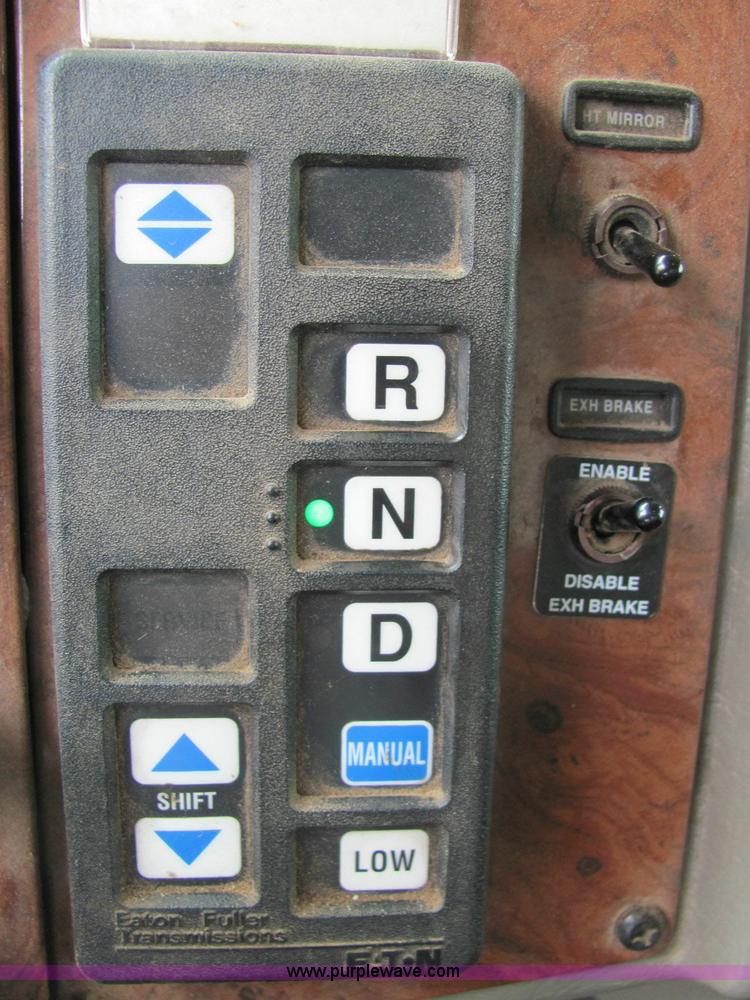 image for item 6123 2003 Peterbilt Conventional 330 tandem axle dump truck